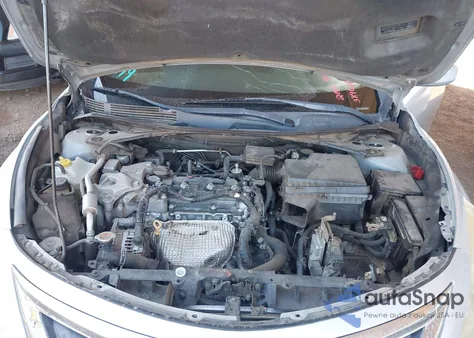 2015 Nissan Altima 2.5/2.5 S/2.5 Sl/2.5 Sv z USA, uszkodzony, nr VIN 1N4AL3AP8FN389688